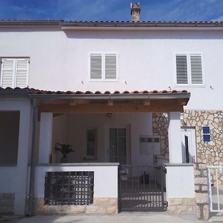Kuca Za Odmor Pende Villa Banjol Kültér fotó