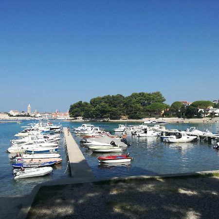 Kuca Za Odmor Pende Villa Banjol Kültér fotó