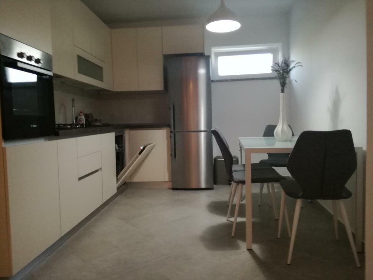 Kuca Za Odmor Pende Villa Banjol Kültér fotó