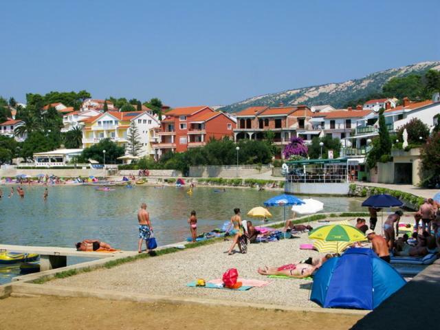 Kuca Za Odmor Pende Villa Banjol Kültér fotó