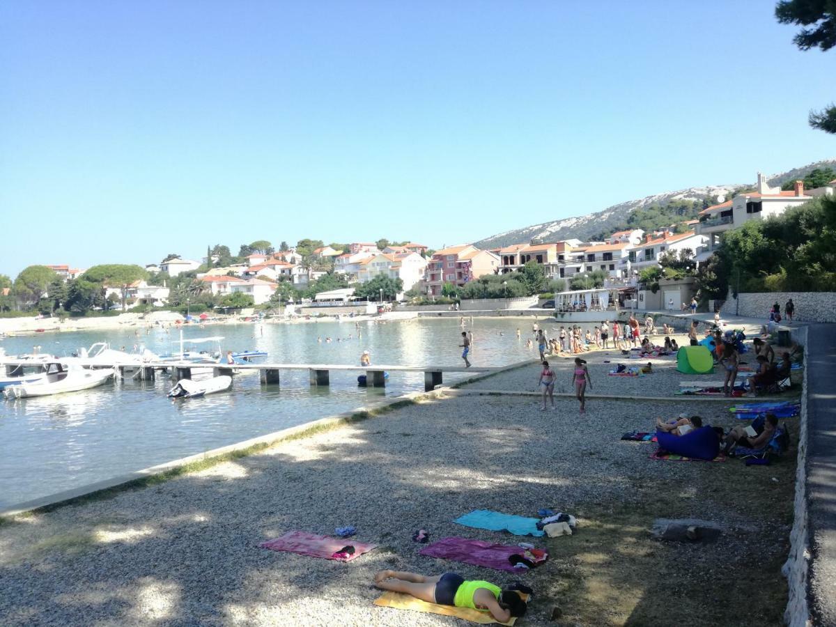 Kuca Za Odmor Pende Villa Banjol Kültér fotó